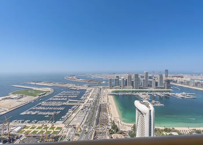 Stylish1Bhk In Elite Residences, Marina With View