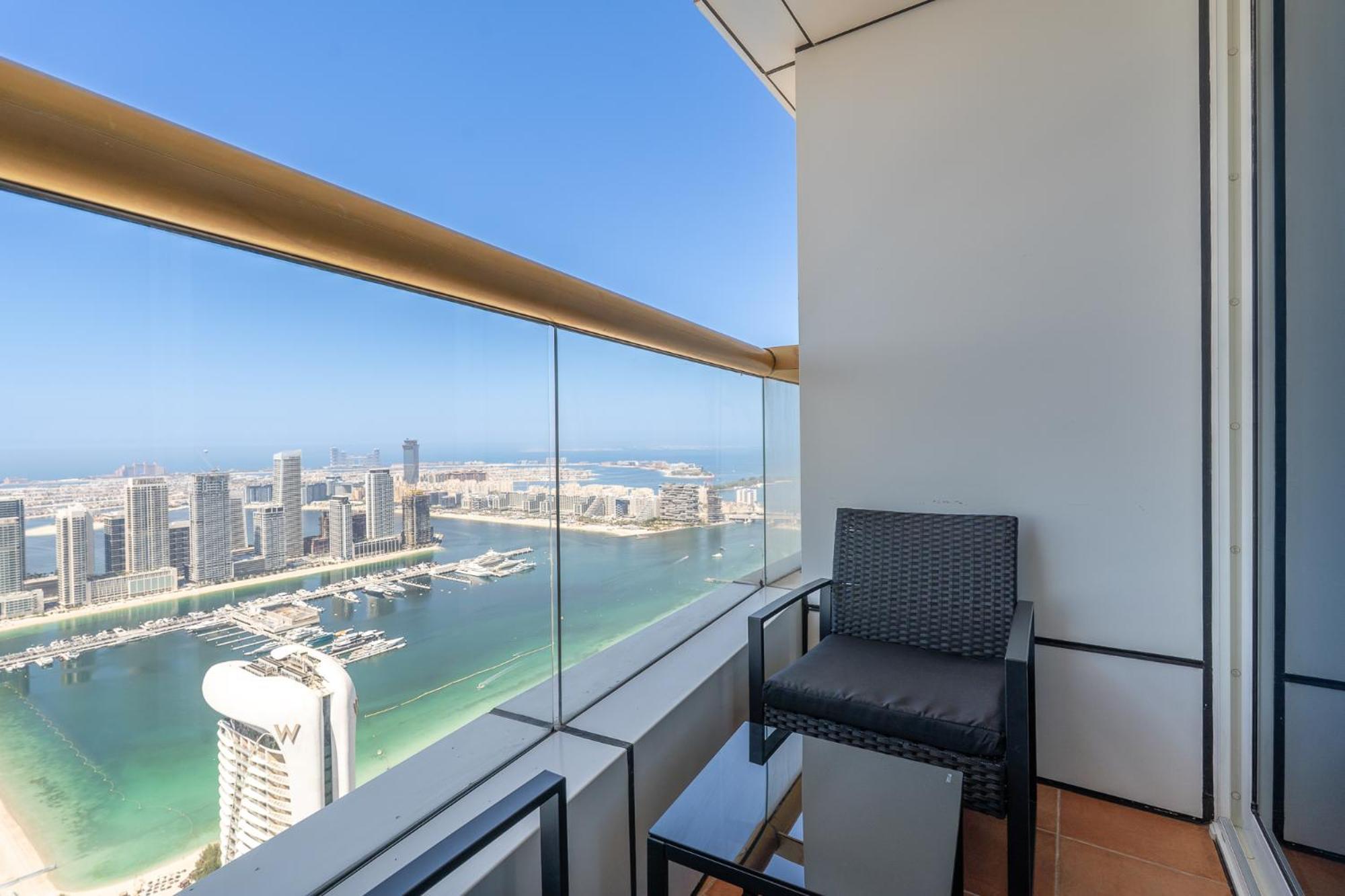 Stylish1bhk In Elite Residences, Marina With View *